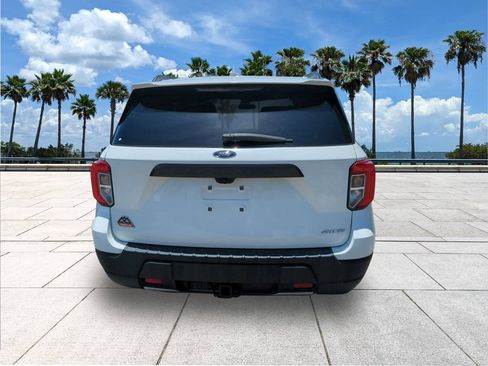 Certified 2022 Ford Explorer Timberline w/ Timberline Technology Package AWD/4WD image 8