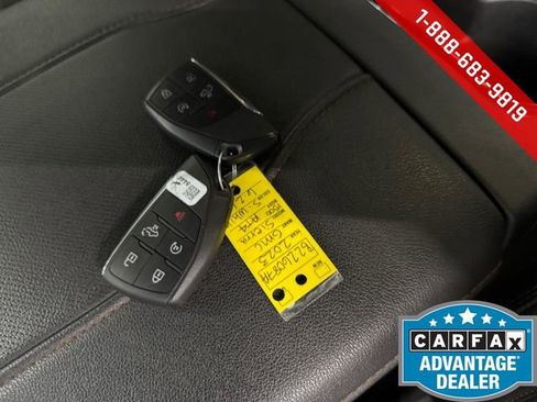 Certified 2023 GMC Sierra 1500 AT4 w/ AT4 Premium Package image 27