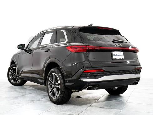 Used 2025 Audi Q5 Premium AWD/4WD image 5