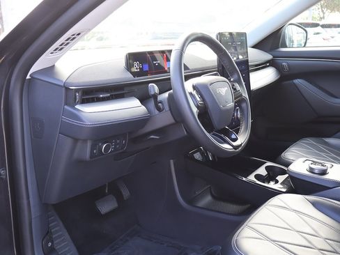 Used 2022 Ford Mustang Mach-E Select image 26