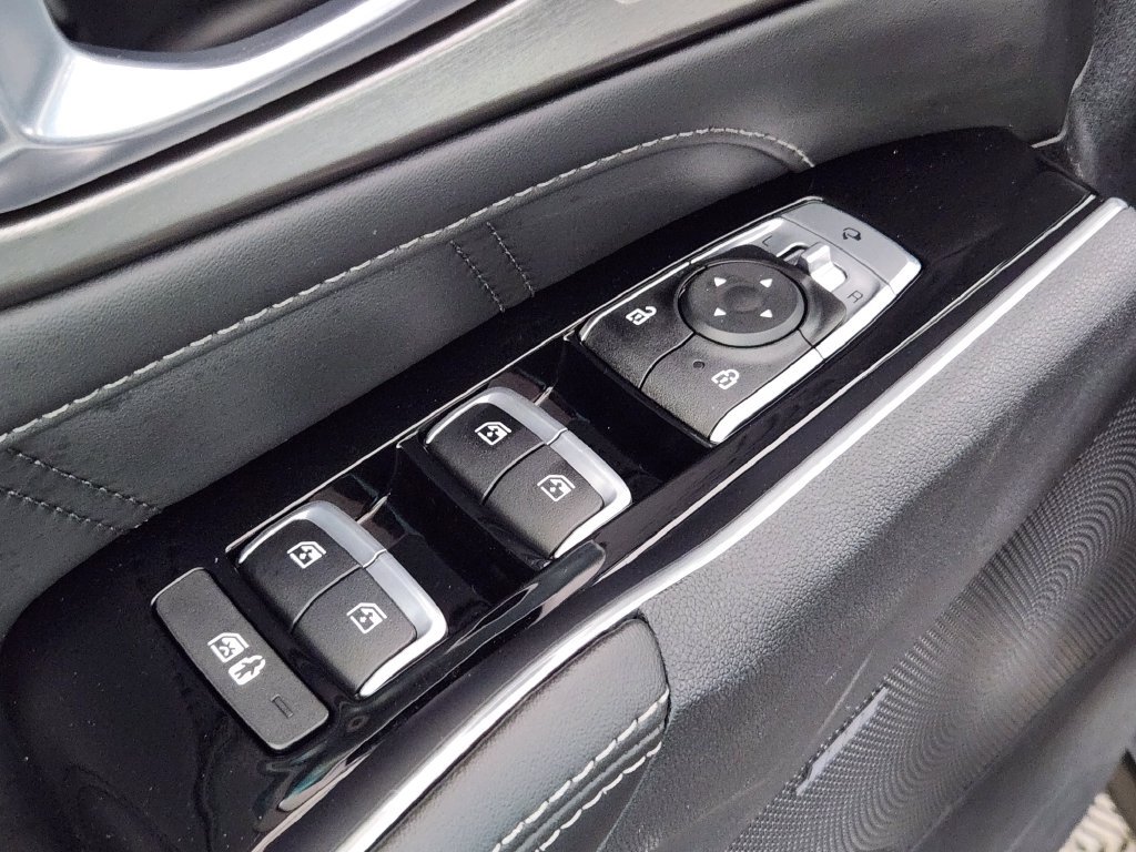 Used 2023 Kia Sorento SX AWD/4WD image 17