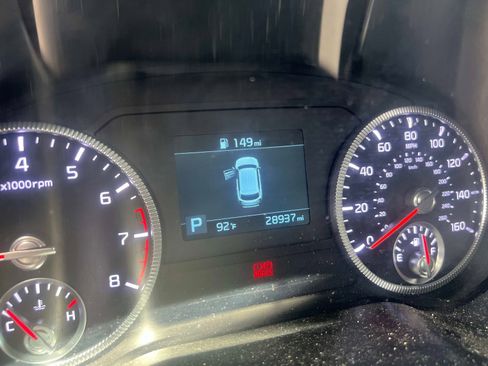 Certified 2022 Kia Telluride EX w/ EX Premium Package AWD/4WD image 9