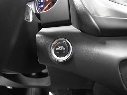 Used 2022 GMC Terrain SLE w/ Driver Convenience Package image 25