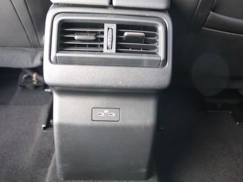 Certified 2025 MAZDA CX-50 2.5 Hybrid w/ Preferred Pkg image 33