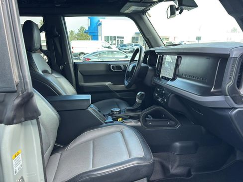 Certified 2023 Ford Bronco Everglades image 10