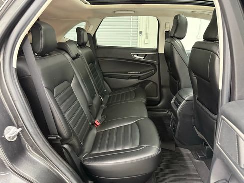 Used 2020 Ford Edge SEL w/ Convenience Package image 34