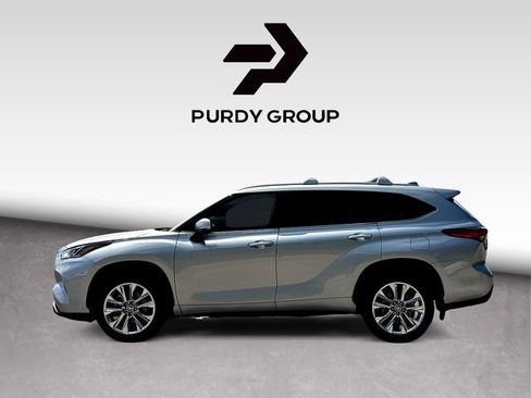 Used 2023 Toyota Highlander Limited AWD/4WD image 5