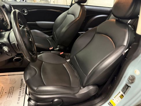 Used 2011 MINI Cooper S image 32