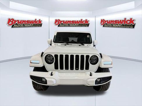 Certified 2021 Jeep Wrangler Unlimited Sahara AWD/4WD image 3
