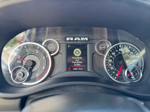 Used 2024 RAM 2500 Big Horn image 32