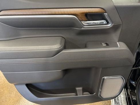 New 2026 Chevrolet Silverado 1500 High Country w/ Technology Package AWD/4WD image 20