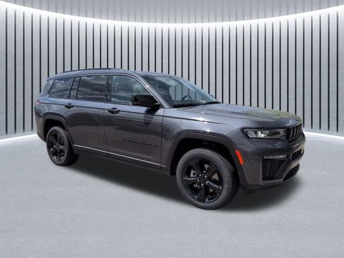 New 2026 Jeep Grand Cherokee L Limited AWD/4WD image 2