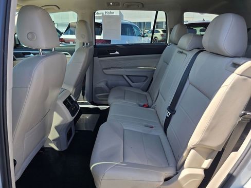 Used 2022 Volkswagen Atlas SE FWD image 17