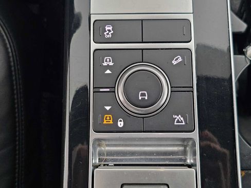 Used 2020 Land Rover Range Rover HSE AWD/4WD image 28