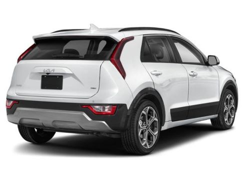 Certified 2024 Kia Niro EX Touring image 5