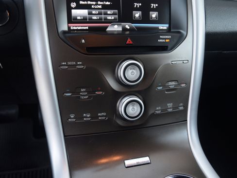 Used 2014 Ford Edge SEL w/ Equipment Group 205A image 10