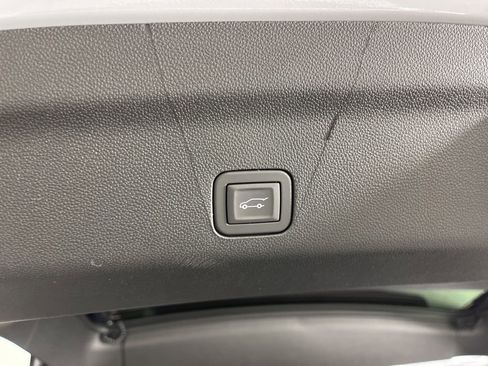 New 2026 Chevrolet Tahoe High Country image 12