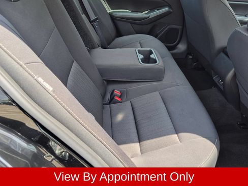 Used 2025 Nissan Altima 2.5 SV FWD image 30
