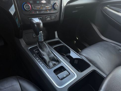 Used 2017 Ford Escape Titanium FWD image 23