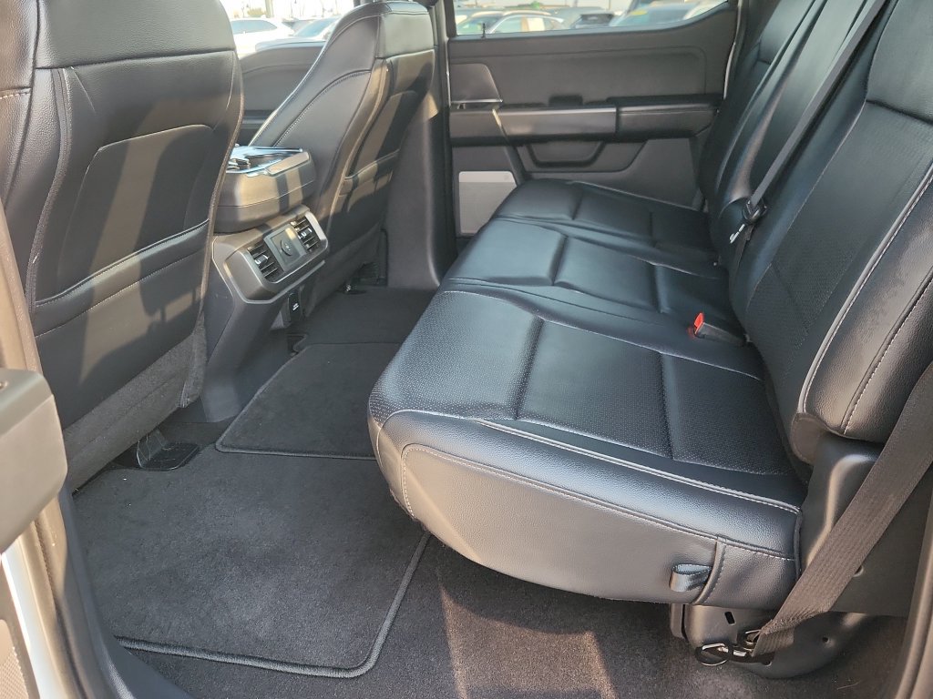 Used 2025 Ford F150 Lariat AWD/4WD image 11