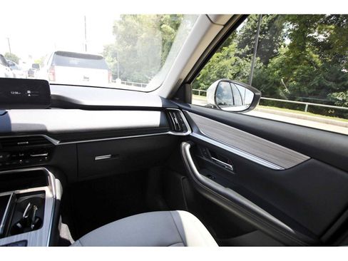 Used 2024 MAZDA CX-90 3.3 Turbo w/ Premium Package AWD/4WD image 8