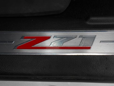 Used 2017 Chevrolet Silverado 1500 LTZ Z71 w/ LTZ Plus Package image 23