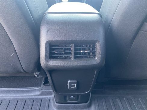 Used 2022 Chevrolet Equinox LT AWD/4WD image 21