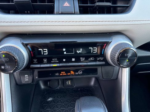 Used 2024 Toyota RAV4 XLE image 22