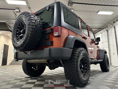 Used 2014 Jeep Wrangler Unlimited Sport w/ Connectivity Group AWD/4WD image 19