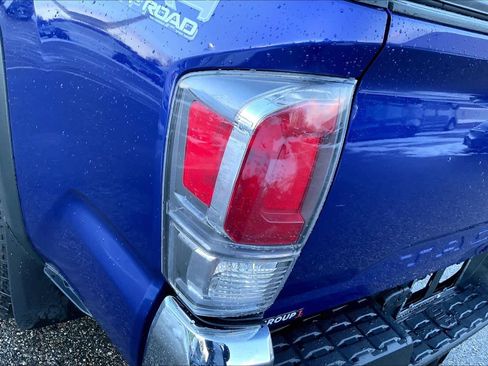 Used 2023 Toyota Tacoma TRD Off-Road image 27