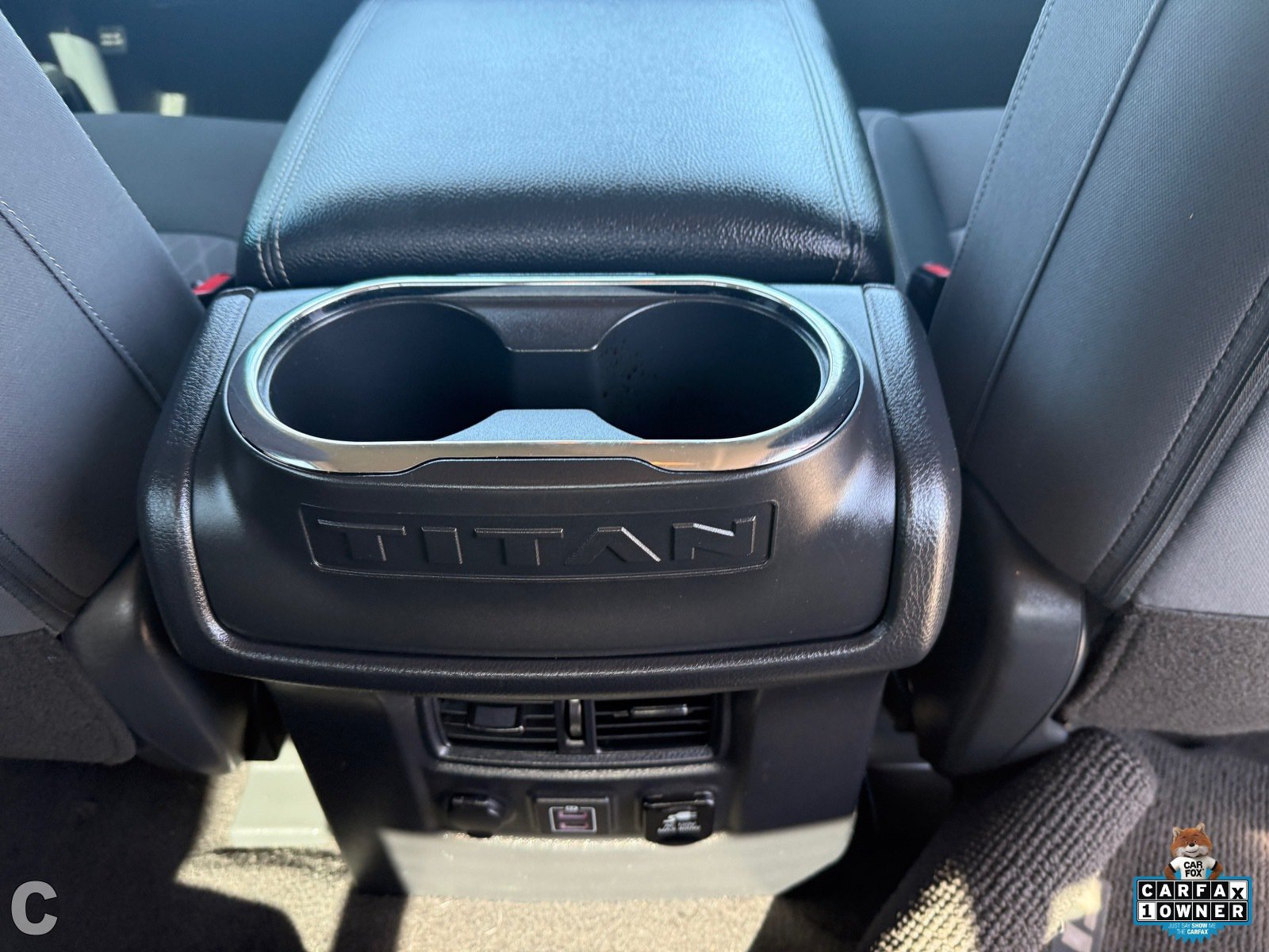 Used 2024 Nissan Titan SV w/ SV Convenience Package RWD image 16