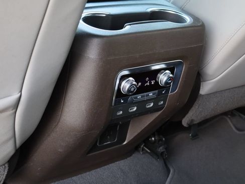Certified 2021 GMC Yukon SLT w/ SLT Luxury Plus Package RWD image 26
