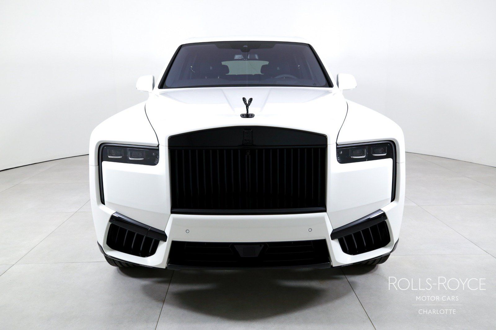 Used 2026 Rolls-Royce Cullinan AWD/4WD image 7