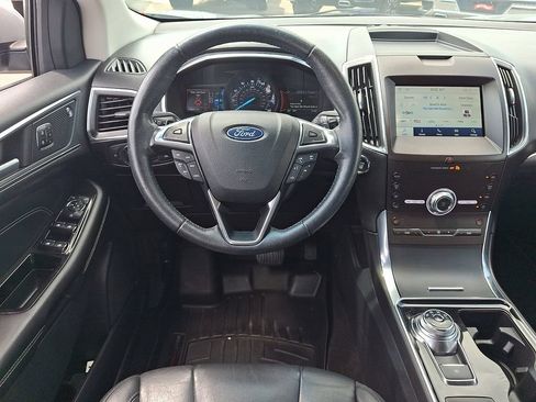 Used 2020 Ford Edge Titanium AWD/4WD image 11