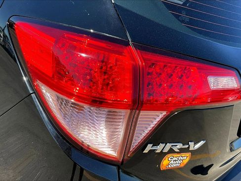 Used 2017 Honda HR-V LX image 26