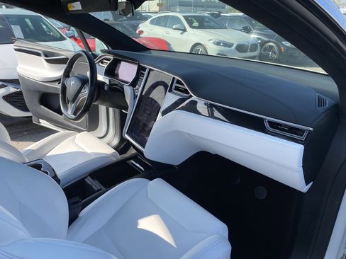 Used 2017 Tesla Model X P100D image 25