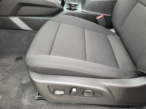 New 2026 GMC Canyon Elevation w/ Convenience Package RWD image 13