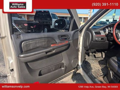 Used 2009 Cadillac Escalade EXT AWD/4WD image 11