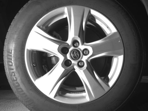 Used 2025 Toyota Highlander LE image 15