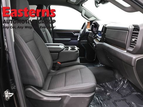 Used 2023 Chevrolet Silverado 1500 LT AWD/4WD image 26