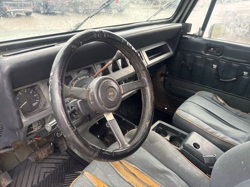 Used 1992 Jeep Wrangler Sahara AWD/4WD image 5