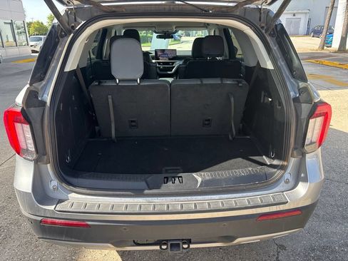 Used 2025 Ford Explorer Active w/ Active Comfort Package AWD/4WD image 5