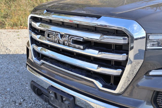 Used 2019 GMC Sierra 1500 SLE w/ SLE Value Package AWD/4WD image 3
