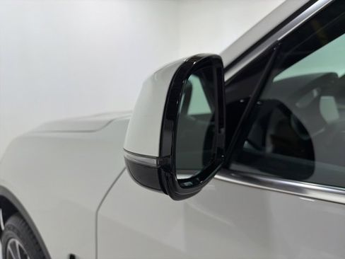 Used 2017 BMW X5 xDrive35d image 9