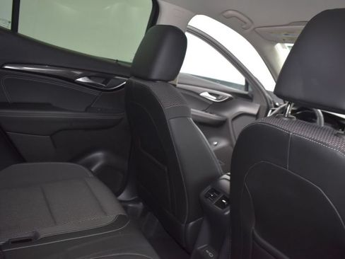Used 2022 Buick Envision Preferred AWD/4WD image 31