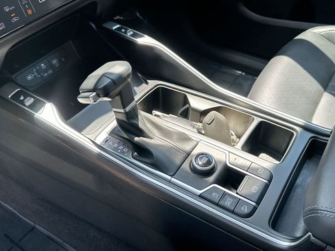 Used 2025 Kia Sorento EX w/ Panoramic Sunroof Package image 20