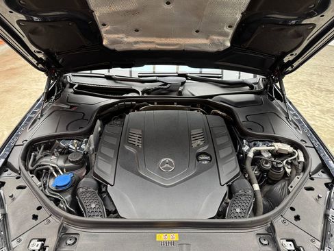 Used 2020 Mercedes-Benz S 560 4MATIC Sedan image 25