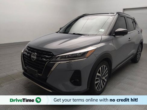 Used 2023 Nissan Kicks SR w/ SR Premium Package FWD image 1
