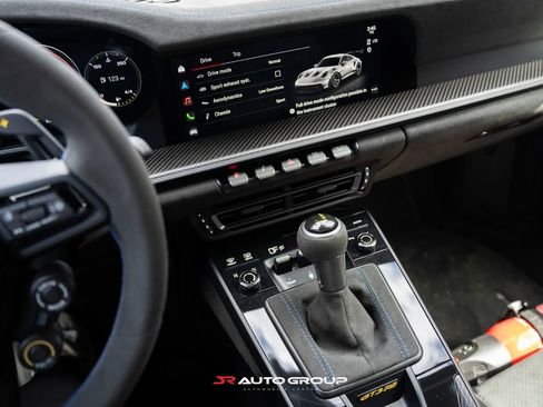 Used 2024 Porsche 911 GT3 RS RWD image 20