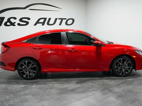 Used 2019 Honda Civic Sport image 8